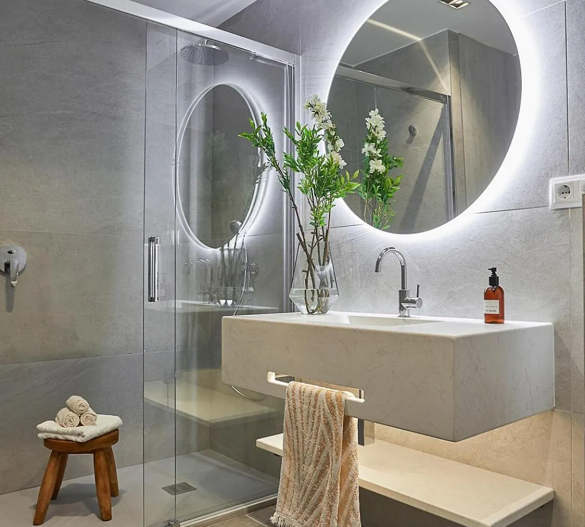 4-Bedrooms Munich Apartment 0*,