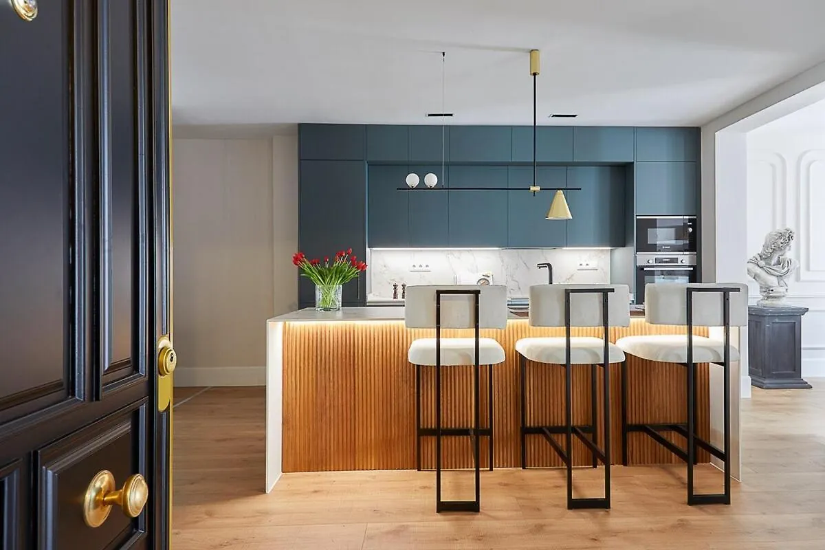 4-Bedrooms Munich Apartment Germany